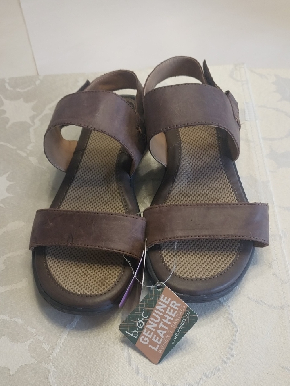 BOC Berries NWT Women's Size 10 Leather Straps Flat‎ Slingback Sandals DK Brown